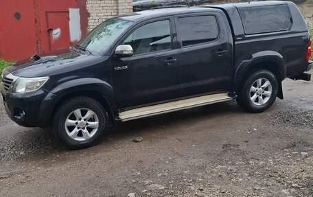 Toyota Hilux VII, 2013 год, 2 450 000 рублей, 1 фотография