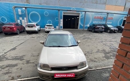 Ford Laser IV, 2002 год, 320 000 рублей, 1 фотография