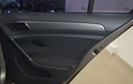 Volkswagen Golf VII, 2013 год, 999 000 рублей, 30 фотография