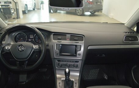 Volkswagen Golf VII, 2013 год, 999 000 рублей, 31 фотография