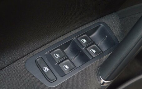 Volkswagen Golf VII, 2013 год, 999 000 рублей, 37 фотография