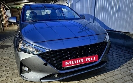 Hyundai Solaris II рестайлинг, 2018 год, 810 000 рублей, 2 фотография