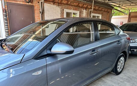 Hyundai Solaris II рестайлинг, 2018 год, 810 000 рублей, 10 фотография