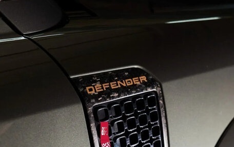 Land Rover Defender II, 2025 год, 23 890 000 рублей, 18 фотография