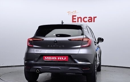 Renault Captur II, 2022 год, 1 600 000 рублей, 3 фотография