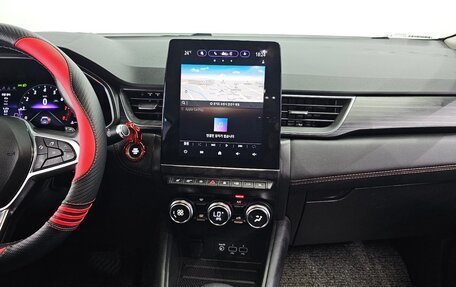 Renault Captur II, 2022 год, 1 600 000 рублей, 5 фотография
