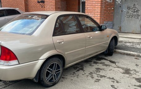 Ford Laser IV, 2002 год, 320 000 рублей, 2 фотография