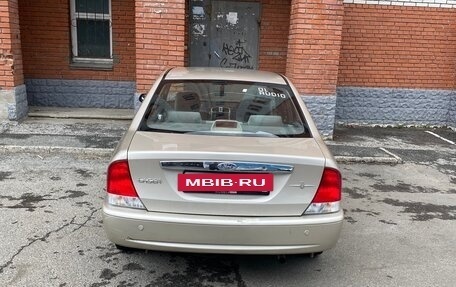 Ford Laser IV, 2002 год, 320 000 рублей, 3 фотография