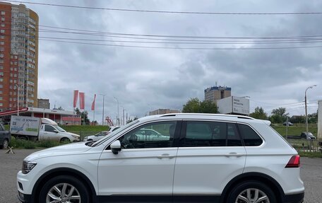 Volkswagen Tiguan II, 2017 год, 2 490 000 рублей, 7 фотография