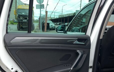 Volkswagen Tiguan II, 2017 год, 2 490 000 рублей, 14 фотография