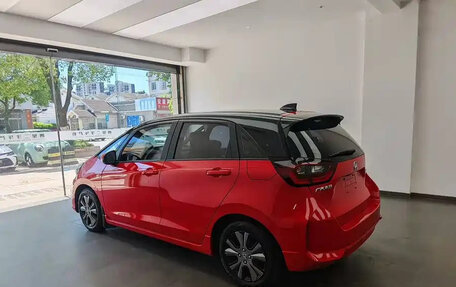 Honda Fit, 2020 год, 992 000 рублей, 2 фотография