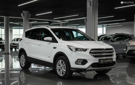 Ford Kuga III, 2017 год, 1 630 000 рублей, 2 фотография