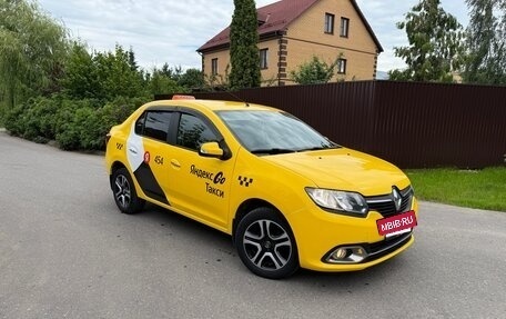 Renault Logan II, 2018 год, 820 000 рублей, 2 фотография