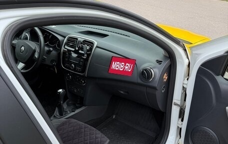 Renault Logan II, 2018 год, 820 000 рублей, 12 фотография
