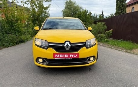 Renault Logan II, 2018 год, 820 000 рублей, 9 фотография