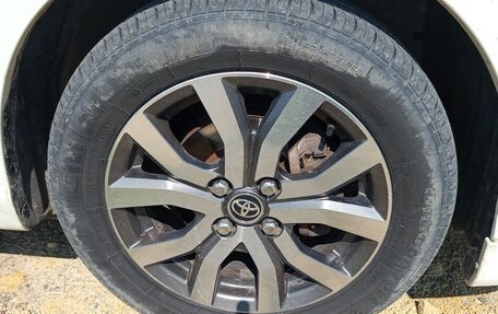 Toyota Roomy I, 2018 год, 1 490 000 рублей, 16 фотография