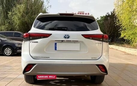 Toyota Highlander, 2022 год, 3 540 690 рублей, 7 фотография