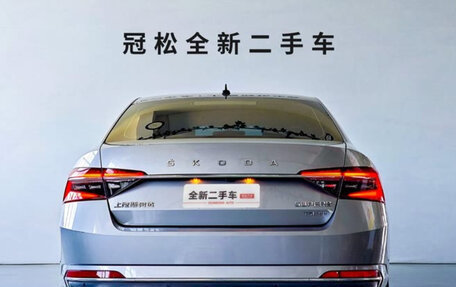 Skoda Superb III рестайлинг, 2022 год, 1 790 000 рублей, 4 фотография