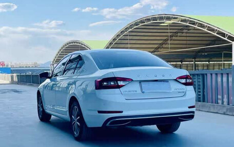 Skoda Octavia, 2022 год, 1 450 000 рублей, 4 фотография