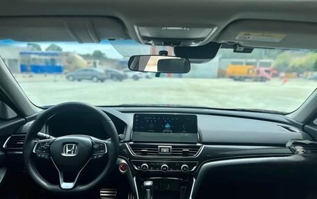 Honda Accord IX рестайлинг, 2022 год, 1 700 980 рублей, 13 фотография
