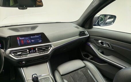BMW 3 серия, 2021 год, 4 750 000 рублей, 14 фотография