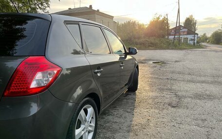 KIA cee'd I рестайлинг, 2011 год, 850 000 рублей, 6 фотография