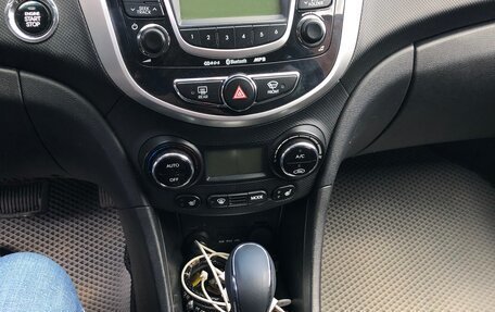 Hyundai Solaris II рестайлинг, 2013 год, 959 000 рублей, 10 фотография