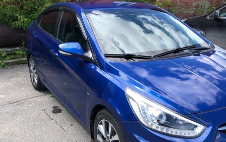 Hyundai Solaris II рестайлинг, 2013 год, 959 000 рублей, 16 фотография
