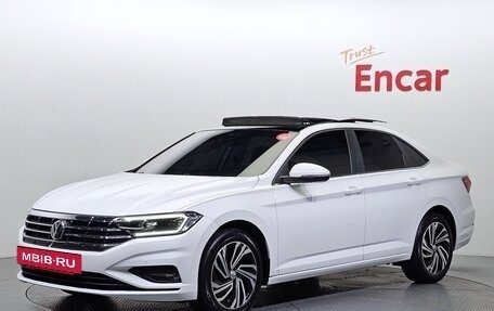 Volkswagen Jetta VII, 2021 год, 1 550 000 рублей, 2 фотография