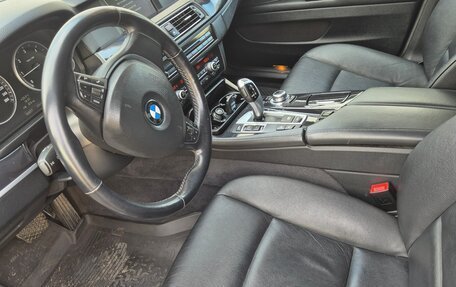 BMW 5 серия, 2012 год, 1 850 000 рублей, 4 фотография