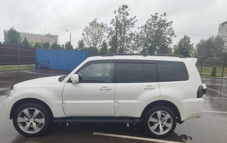 Mitsubishi Pajero IV, 2015 год, 3 000 000 рублей, 5 фотография