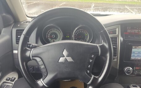 Mitsubishi Pajero IV, 2015 год, 3 000 000 рублей, 18 фотография