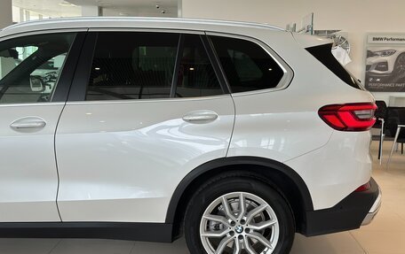 BMW X5, 2018 год, 5 950 000 рублей, 6 фотография