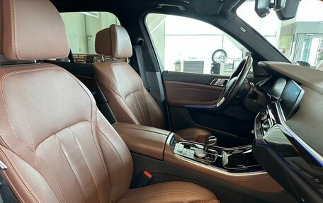 BMW X5, 2018 год, 5 950 000 рублей, 33 фотография