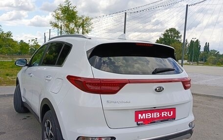 KIA Sportage IV рестайлинг, 2020 год, 2 500 000 рублей, 5 фотография