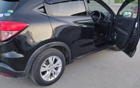 Honda Vezel, 2015 год, 1 750 000 рублей, 4 фотография