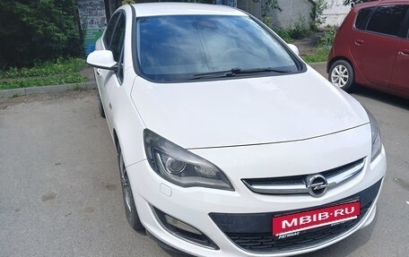 Opel Astra J, 2012 год, 690 000 рублей, 12 фотография