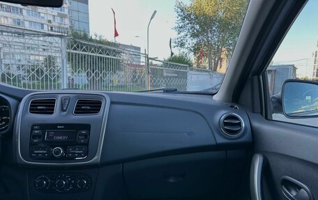 Renault Sandero II рестайлинг, 2019 год, 1 199 000 рублей, 24 фотография