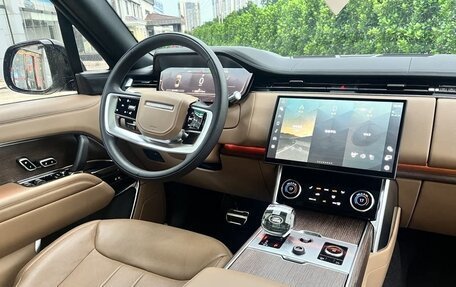 Land Rover Range Rover IV рестайлинг, 2022 год, 19 000 000 рублей, 7 фотография
