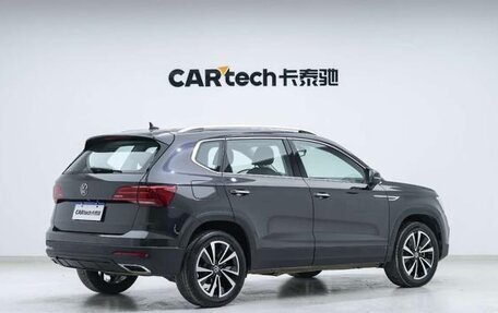 Volkswagen Tharu, 2022 год, 1 800 000 рублей, 11 фотография