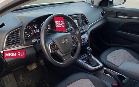 Hyundai Elantra VI рестайлинг, 2017 год, 1 270 000 рублей, 13 фотография