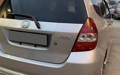 Honda Fit III, 2001 год, 380 000 рублей, 4 фотография