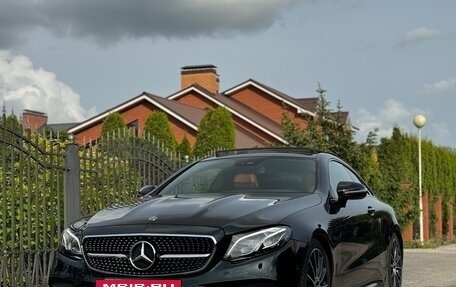 Mercedes-Benz E-Класс, 2017 год, 3 000 000 рублей, 4 фотография