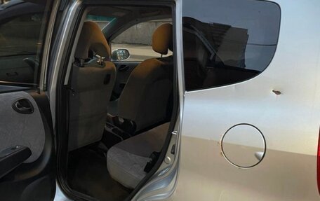 Honda Fit III, 2001 год, 380 000 рублей, 6 фотография