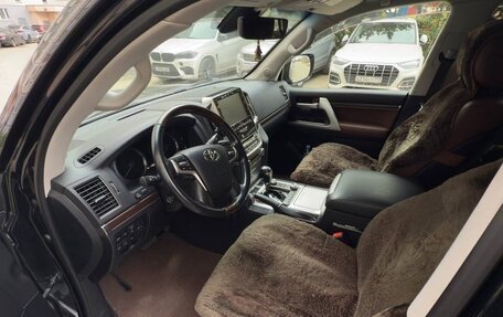 Toyota Land Cruiser 200, 2019 год, 8 100 000 рублей, 9 фотография