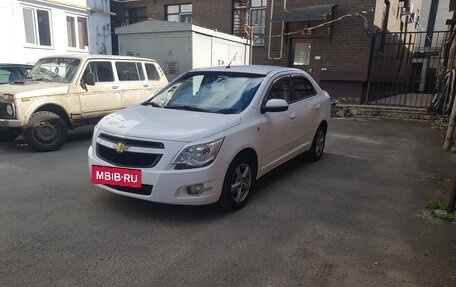 Chevrolet Cobalt II, 2014 год, 640 000 рублей, 2 фотография