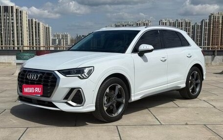 Audi Q3, 2022 год, 2 300 000 рублей, 3 фотография