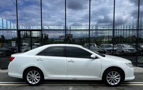 Toyota Camry, 2014 год, 1 900 000 рублей, 4 фотография