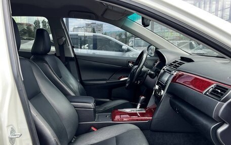 Toyota Camry, 2014 год, 1 900 000 рублей, 8 фотография