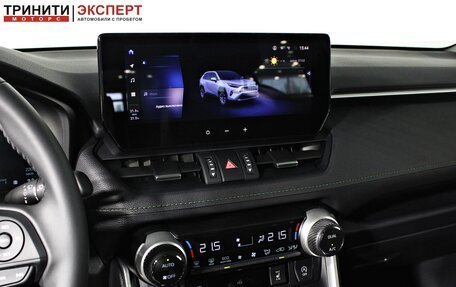 Toyota RAV4, 2025 год, 4 490 000 рублей, 17 фотография